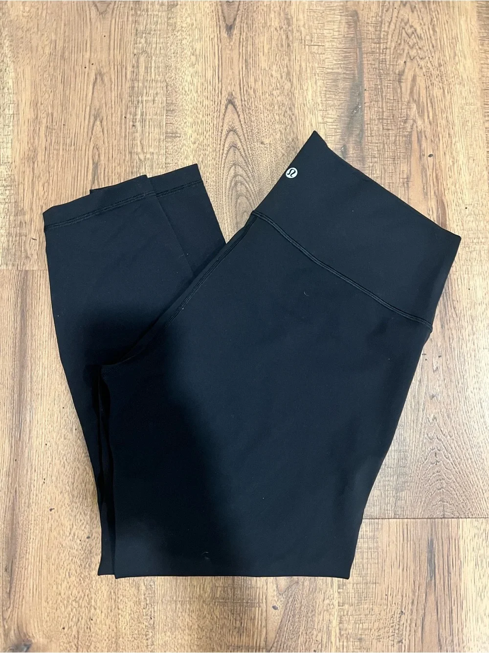 Lululemon Wunder Under Black Leggings - Size 16 (Excellent Condition)